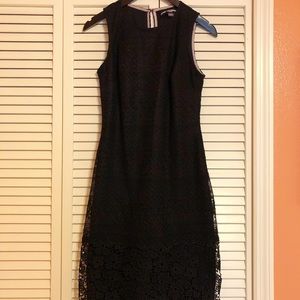 Sleeveless 3D Lace Dress